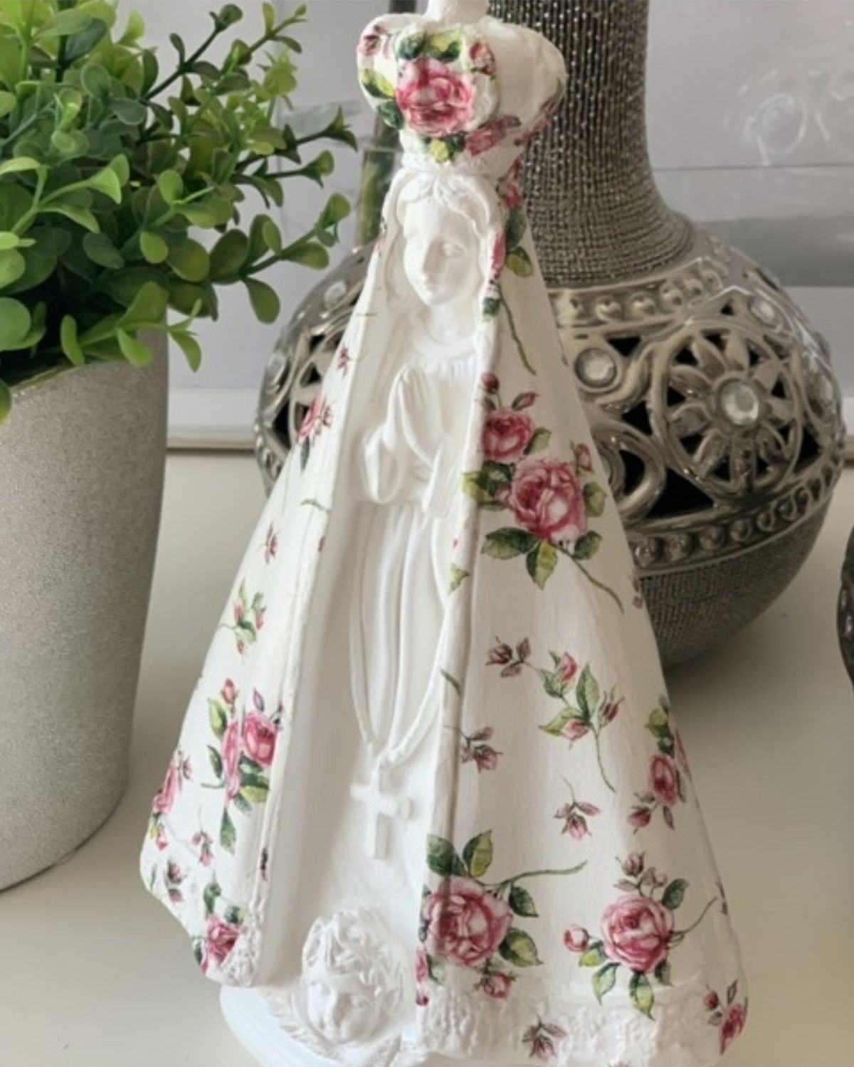 acessórios católicos,
decoração sagrada família,
decoração católica,
enfeites católicos,
sagrada família imagem,
nossa senhora,
santos católicos,
imagem da nossa senhora,
divino espirito santo,
santos e santas católicos,