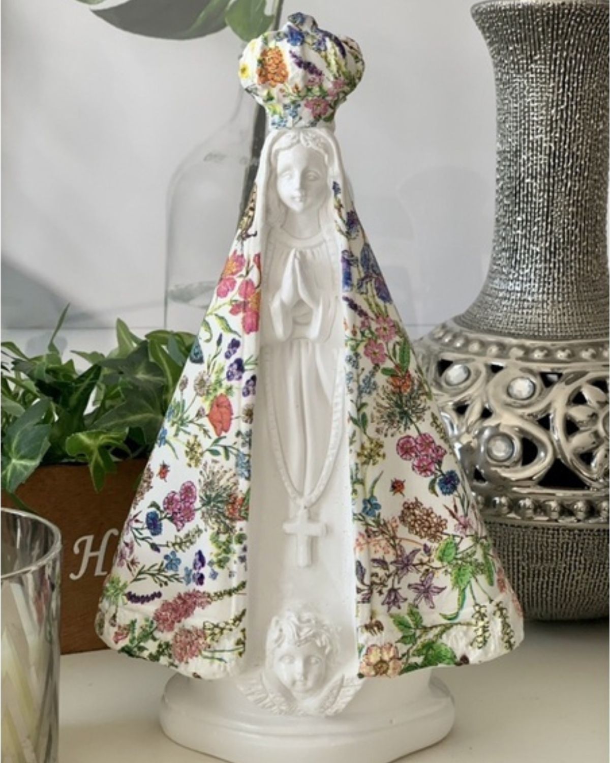 acessórios católicos,
decoração sagrada família,
decoração católica,
enfeites católicos,
sagrada família imagem,
nossa senhora,
santos católicos,
imagem da nossa senhora,
divino espirito santo,
santos e santas católicos,