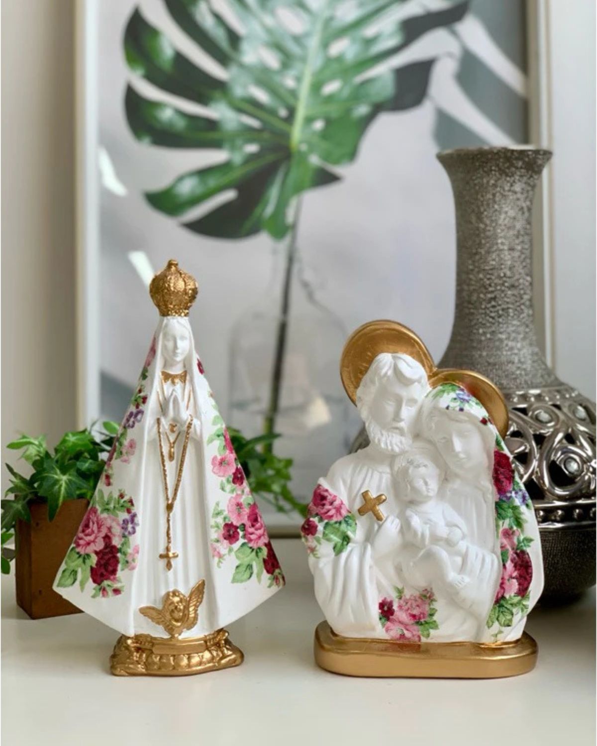 acessórios católicos,
decoração sagrada família,
decoração católica,
enfeites católicos,
sagrada família imagem,
nossa senhora,
santos católicos,
imagem da nossa senhora,
divino espirito santo,
santos e santas católicos,