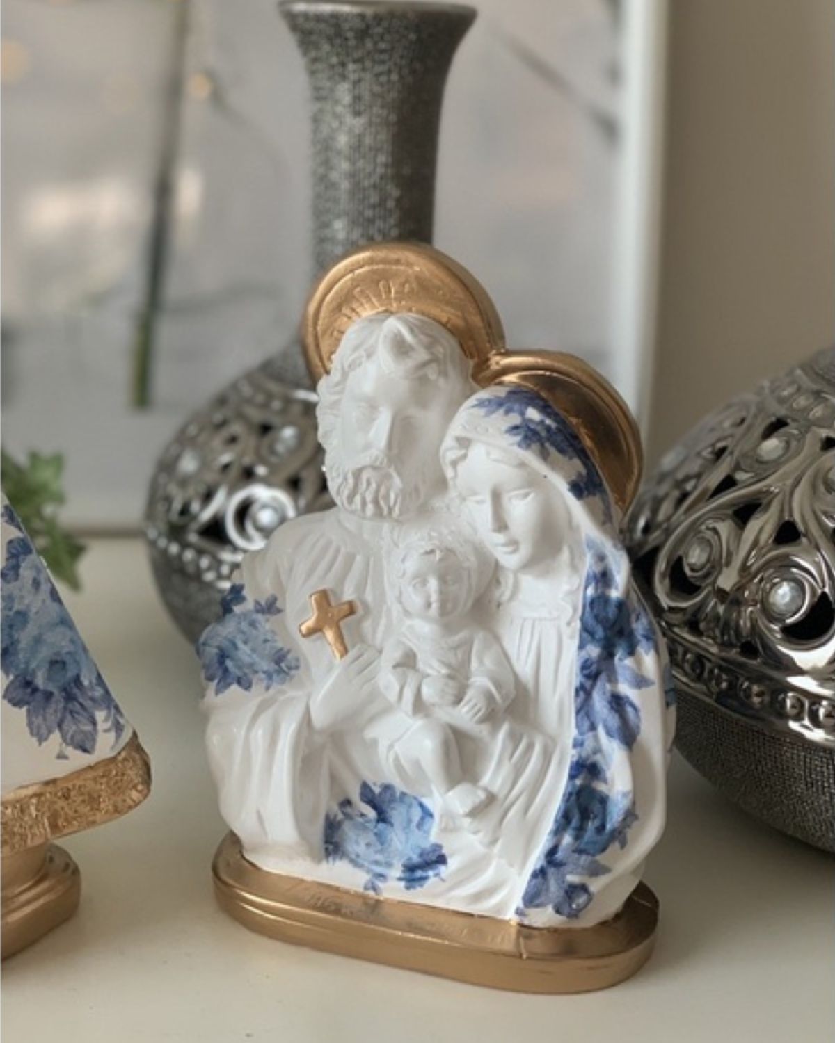 acessórios católicos,
decoração sagrada família,
decoração católica,
enfeites católicos,
sagrada família imagem,
nossa senhora,
santos católicos,
imagem da nossa senhora,
divino espirito santo,
santos e santas católicos,