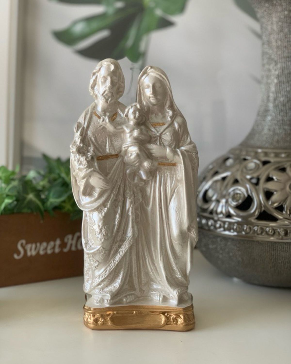 acessórios católicos,
decoração sagrada família,
decoração católica,
enfeites católicos,
sagrada família imagem,
nossa senhora,
santos católicos,
imagem da nossa senhora,
divino espirito santo,
santos e santas católicos,