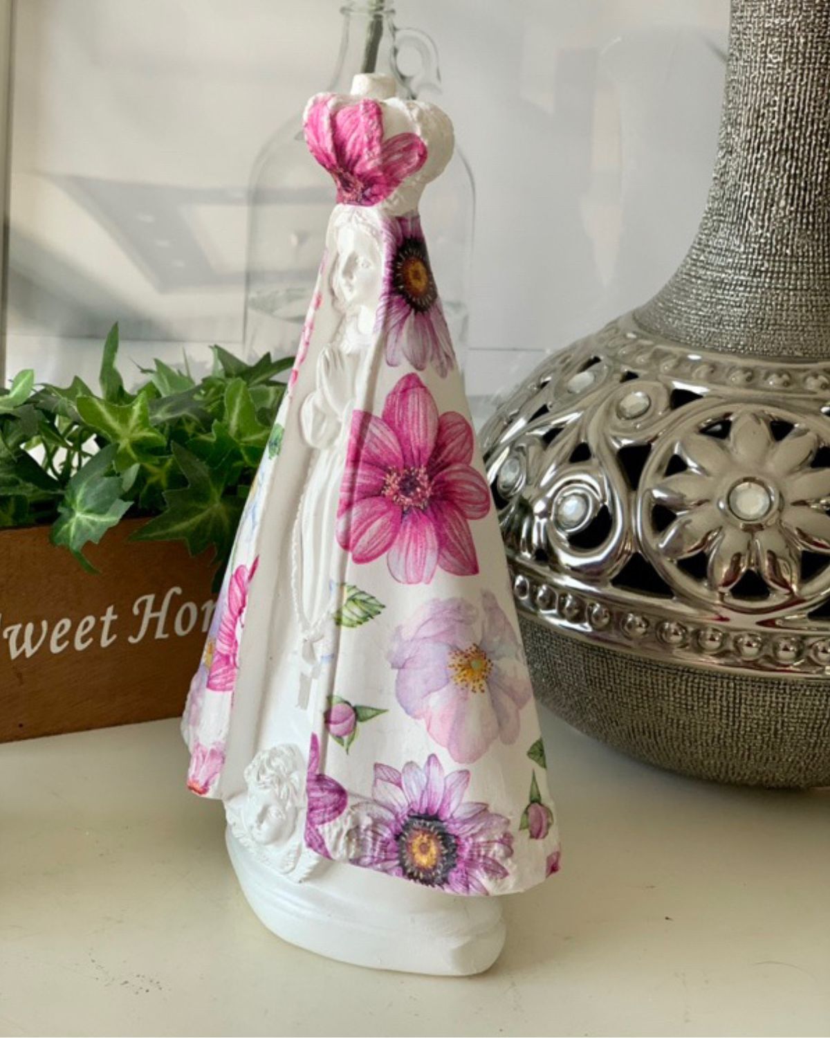 acessórios católicos,
decoração sagrada família,
decoração católica,
enfeites católicos,
sagrada família imagem,
nossa senhora,
santos católicos,
imagem da nossa senhora,
divino espirito santo,
santos e santas católicos,