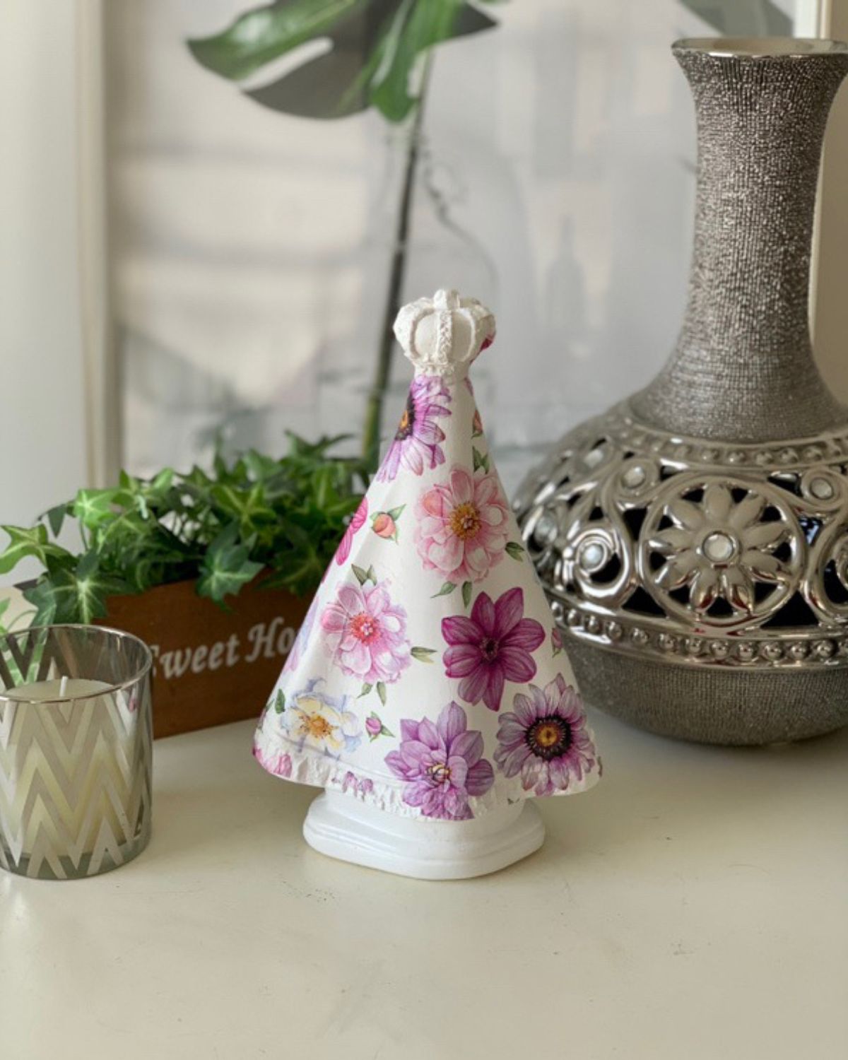 acessórios católicos,
decoração sagrada família,
decoração católica,
enfeites católicos,
sagrada família imagem,
nossa senhora,
santos católicos,
imagem da nossa senhora,
divino espirito santo,
santos e santas católicos,