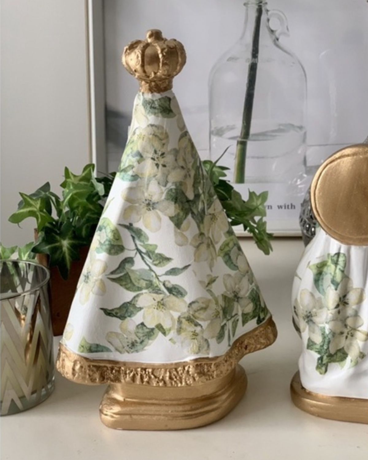 acessórios católicos,
decoração sagrada família,
decoração católica,
enfeites católicos,
sagrada família imagem,
nossa senhora,
santos católicos,
imagem da nossa senhora,
divino espirito santo,
santos e santas católicos,