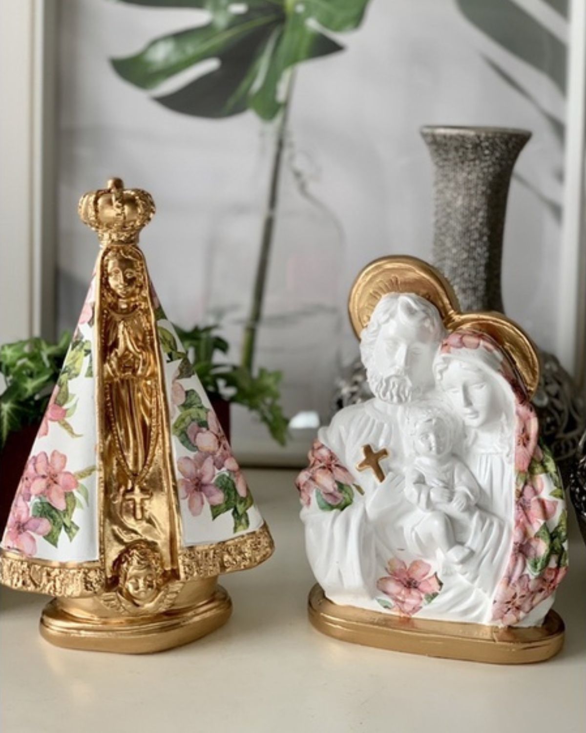 acessórios católicos,
decoração sagrada família,
decoração católica,
enfeites católicos,
sagrada família imagem,
nossa senhora,
santos católicos,
imagem da nossa senhora,
divino espirito santo,
santos e santas católicos,
