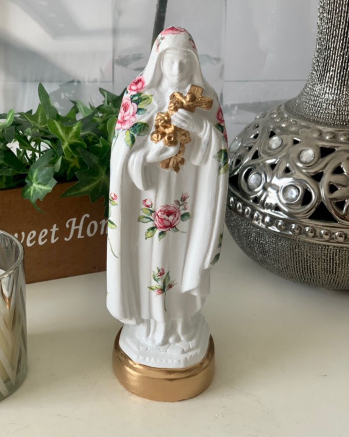 acessórios católicos,
decoração sagrada família,
decoração católica,
enfeites católicos,
sagrada família imagem,
nossa senhora,
santos católicos,
imagem da nossa senhora,
divino espirito santo,
santos e santas católicos,